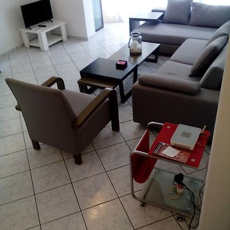 Central House Heraklion  Екстер'єр фото